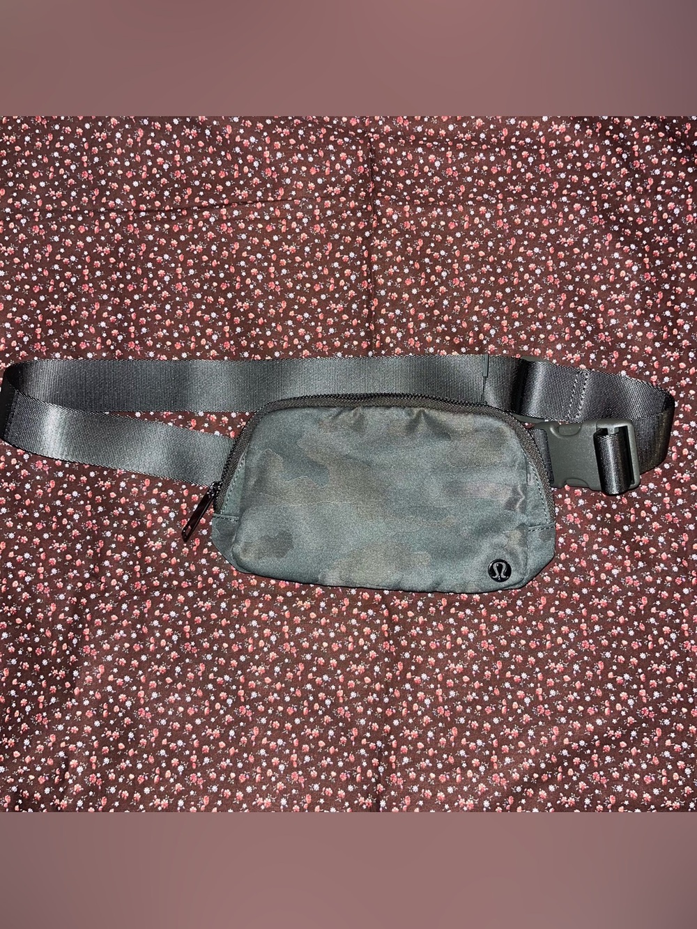 Lululemon Camo everywhere belt bag (new)